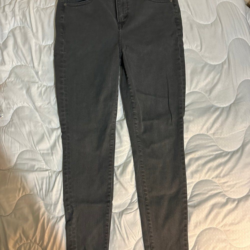American Eagle Size 10 Short Hi-Rise Inseam: 26 inches Dark grey Denim Skinny